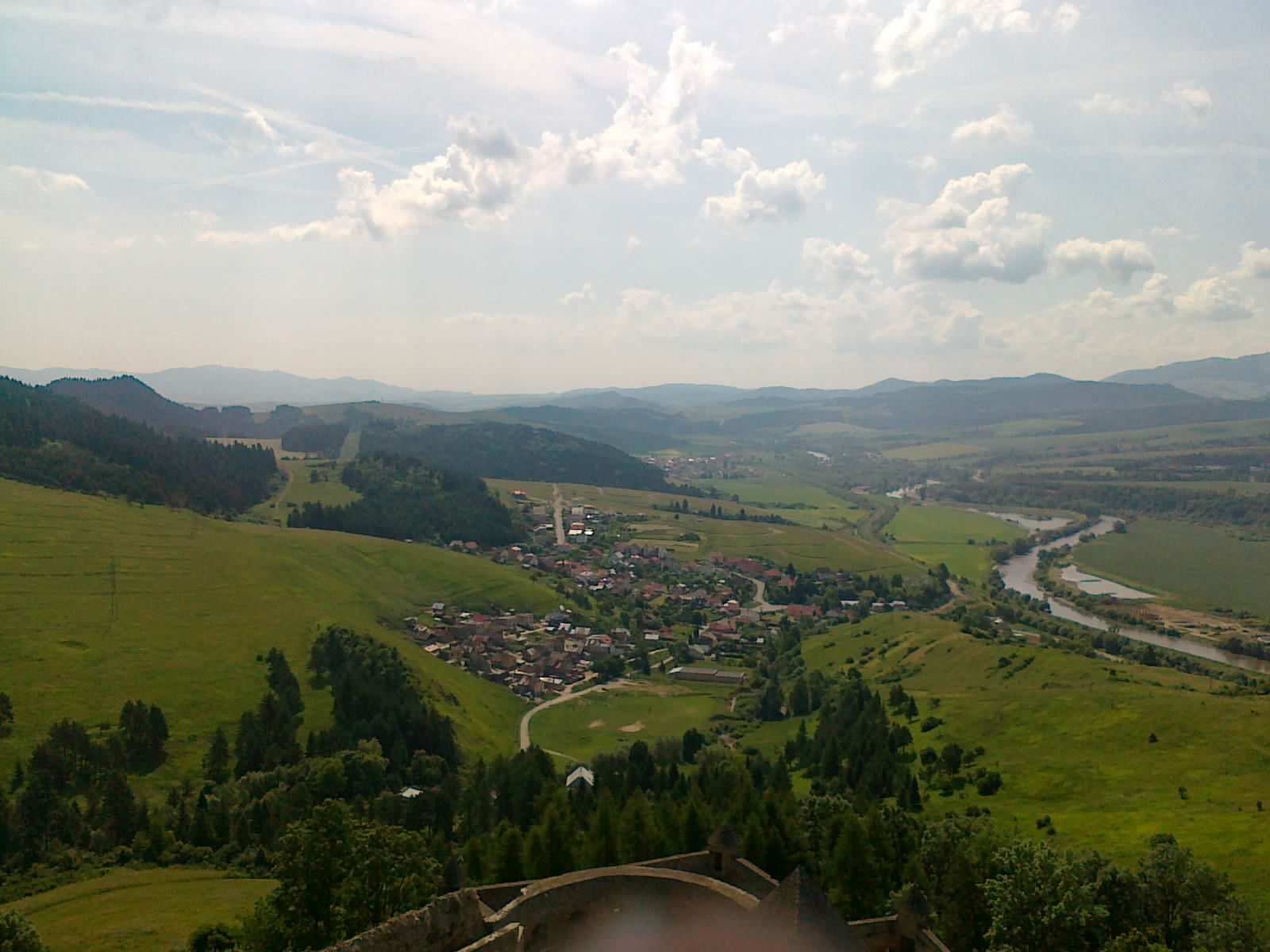Pohľad z Ľubovianskeho hradu